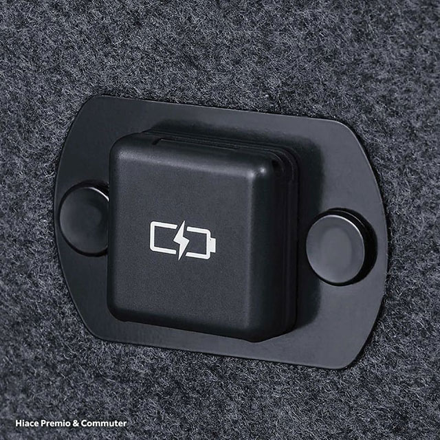 Port Usb Toyota Hiace Commuter Terbaru